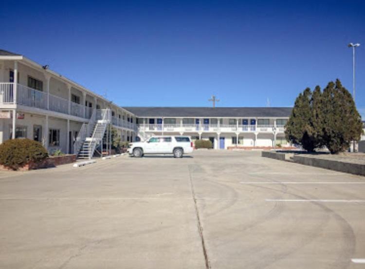 American Inn Hawthorne Luaran gambar